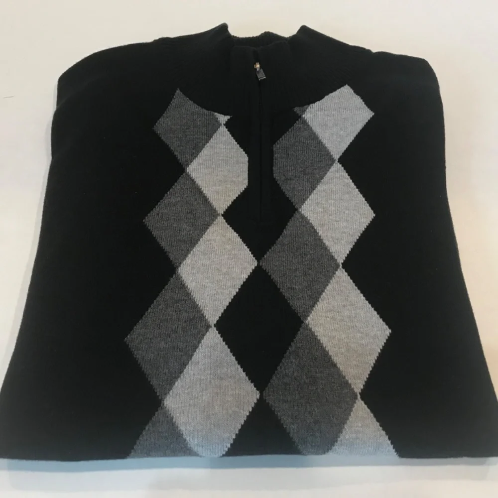 Alfani men’s black 3/4 zip sweater - Picture 2 of 5